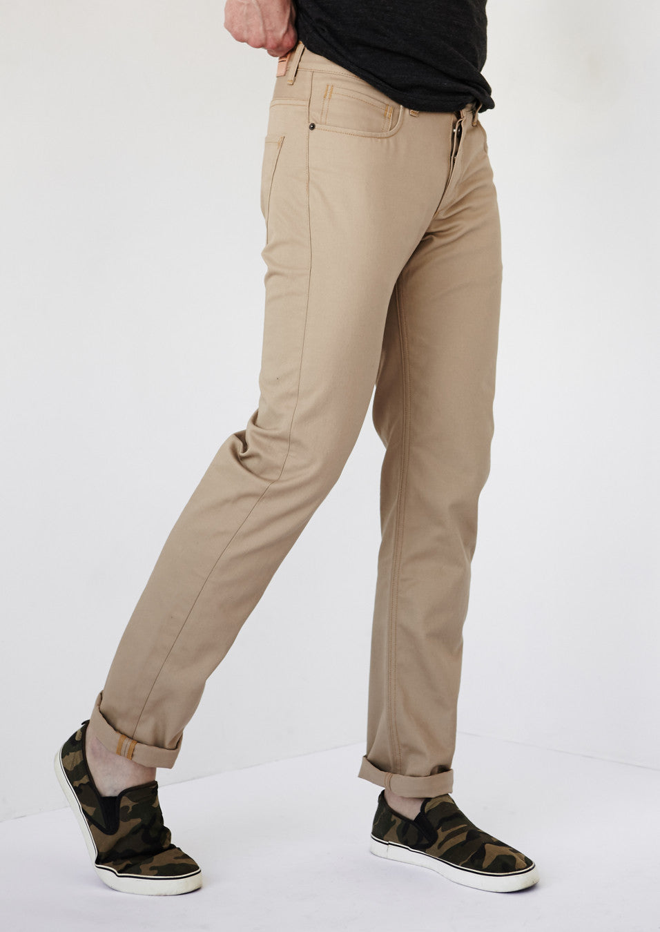 The Johnny in Sand Chino Twill